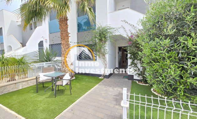 Bestaande bouw - Apartment / Flat * - Orihuela Costa * - Punta Prima *