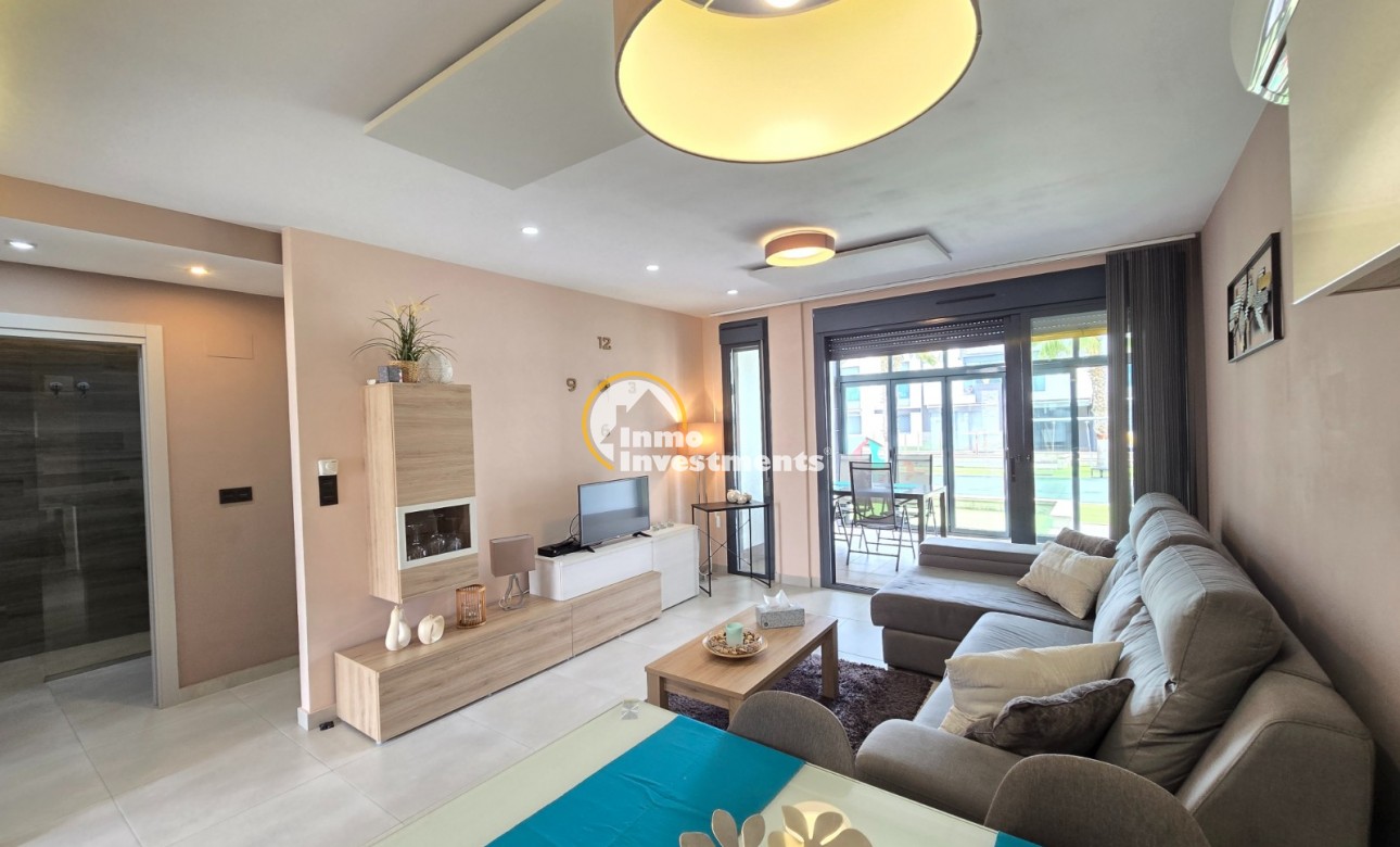 Bestaande bouw - Apartment / Flat * - Orihuela Costa * - Punta Prima *