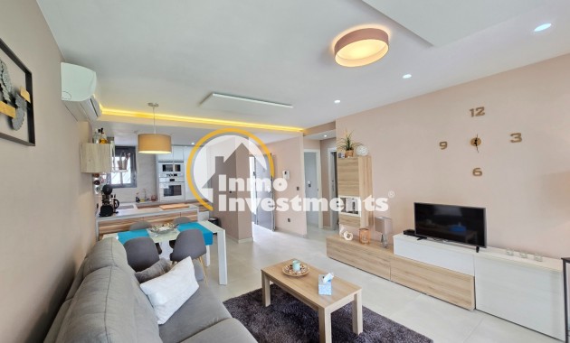 Bestaande bouw - Apartment / Flat * - Orihuela Costa * - Punta Prima *