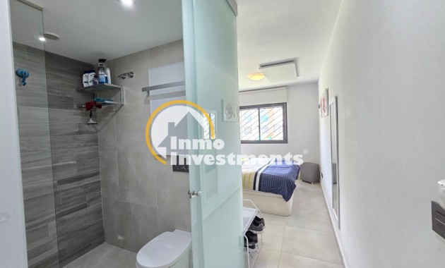 Bestaande bouw - Apartment / Flat * - Orihuela Costa * - Punta Prima *