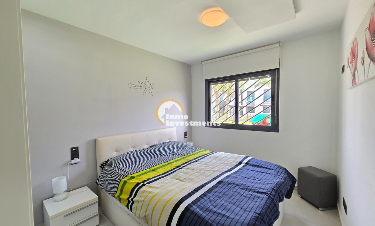 Bestaande bouw - Apartment / Flat * - Orihuela Costa * - Punta Prima *