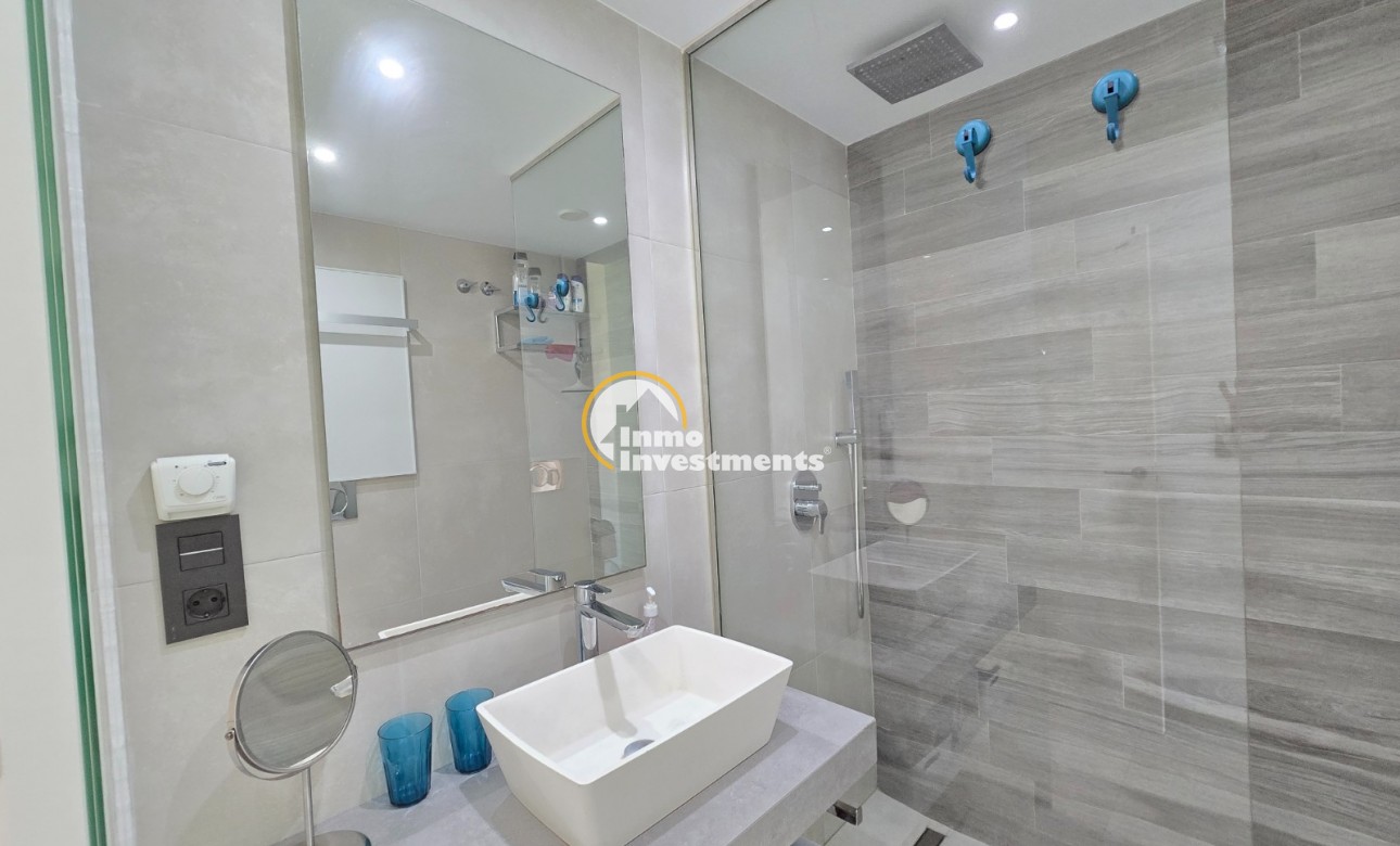 Bestaande bouw - Apartment / Flat * - Orihuela Costa * - Punta Prima *