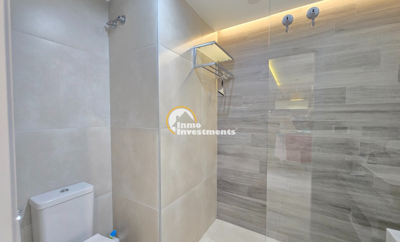 Bestaande bouw - Apartment / Flat * - Orihuela Costa * - Punta Prima *