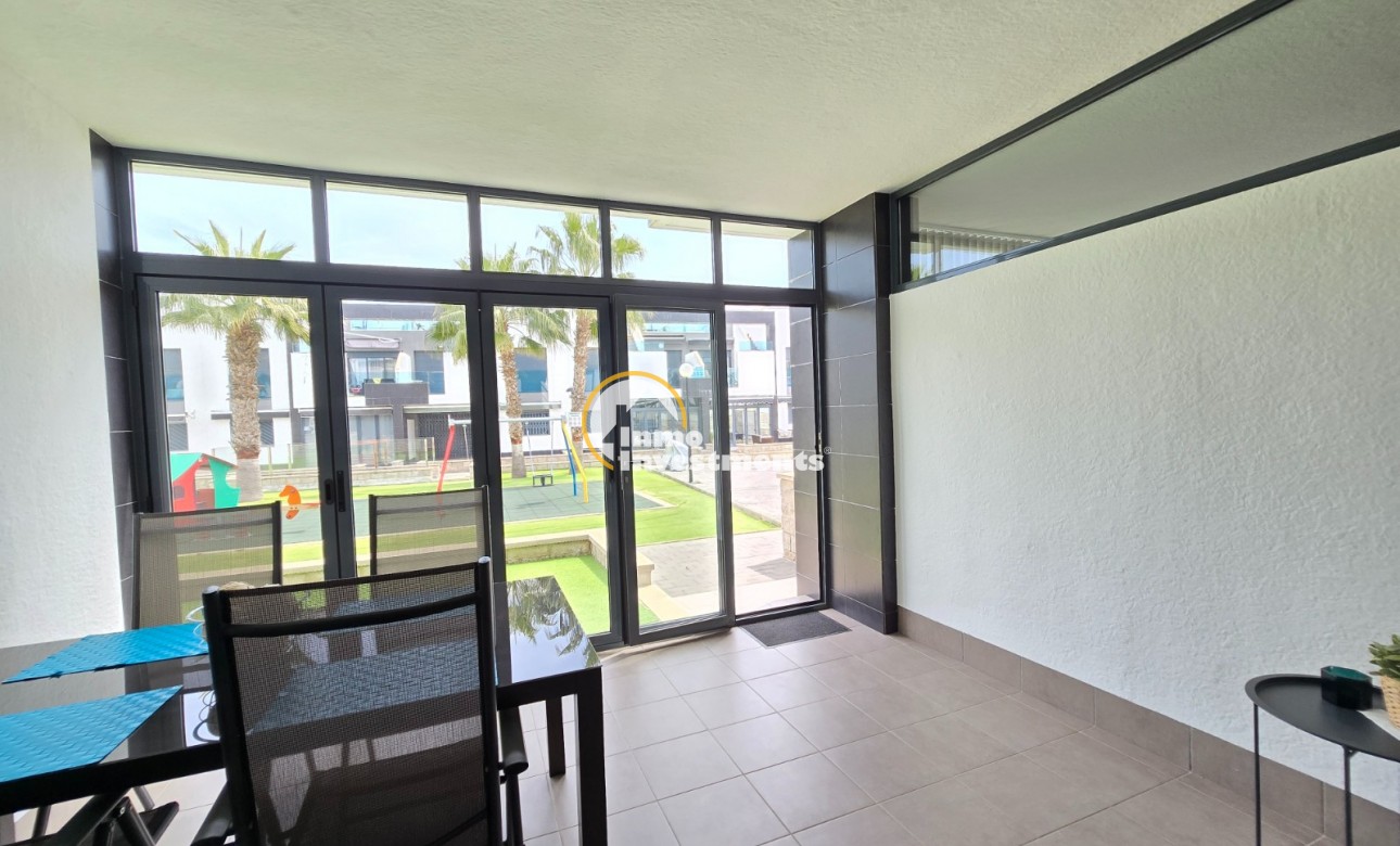 Bestaande bouw - Apartment / Flat * - Orihuela Costa * - Punta Prima *