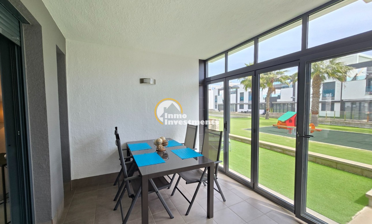 Bestaande bouw - Apartment / Flat * - Orihuela Costa * - Punta Prima *