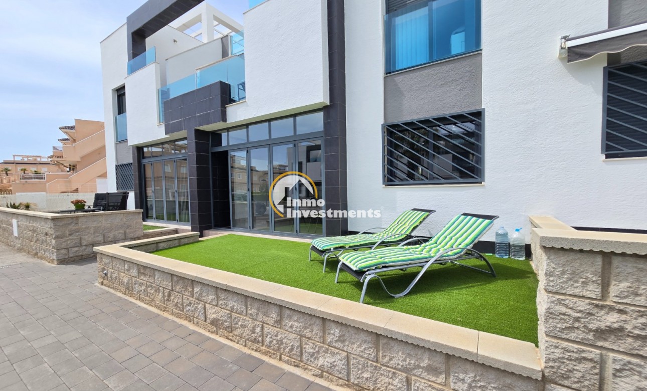 Bestaande bouw - Apartment / Flat * - Orihuela Costa * - Punta Prima *