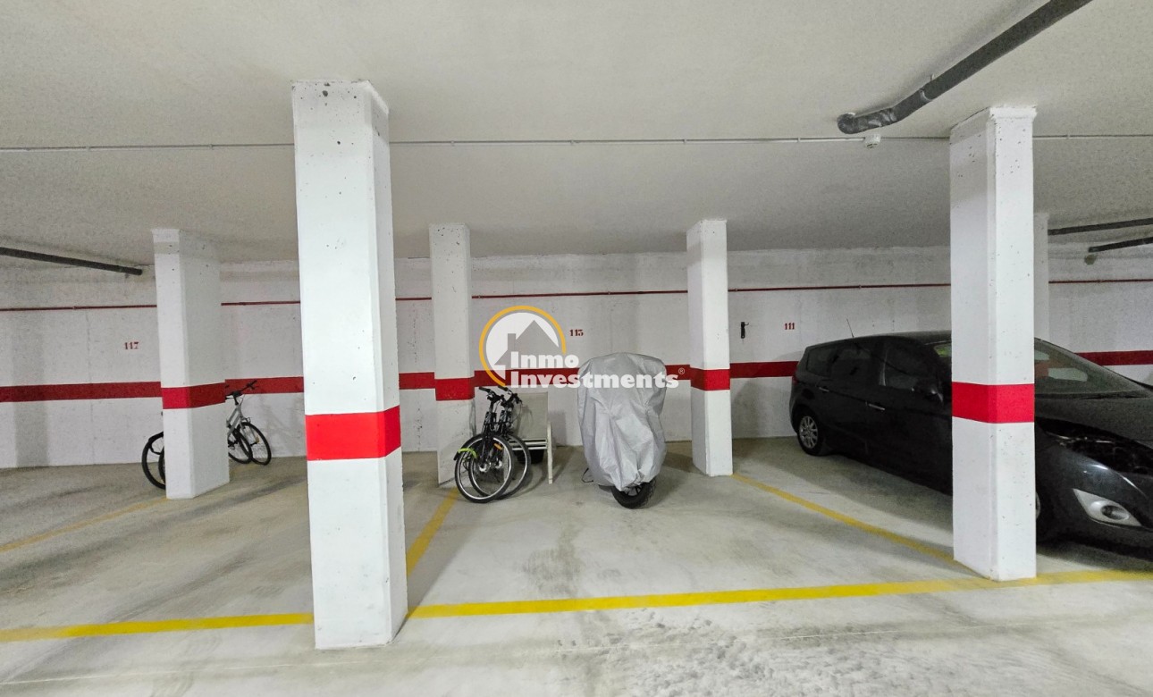 Bestaande bouw - Apartment / Flat * - Orihuela Costa * - Punta Prima *