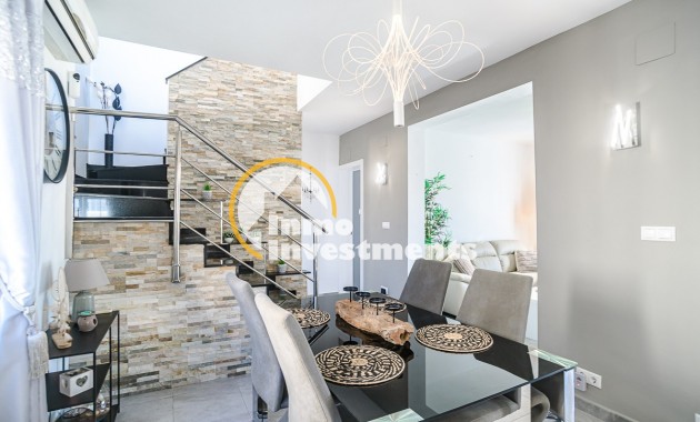 Till salu - Villa - Algorfa - Montebello