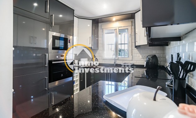 Till salu - Villa - Algorfa - Montebello