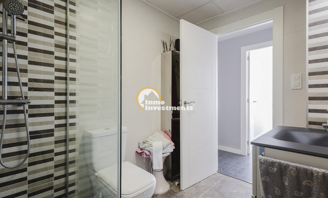 Till salu - Lägenhet - Torrevieja - Playa del Acequion