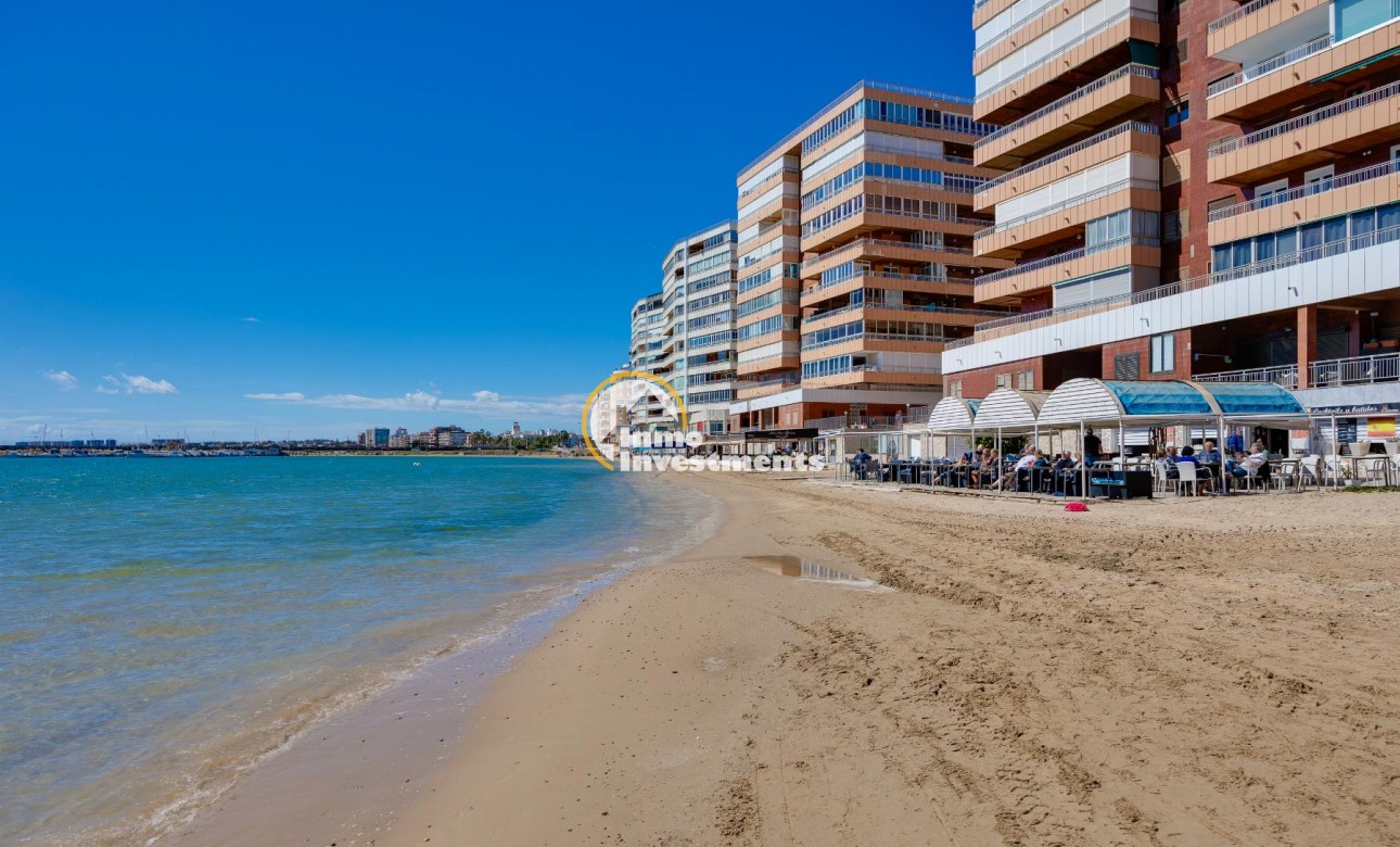 Till salu - Lägenhet - Torrevieja - Playa del Acequion