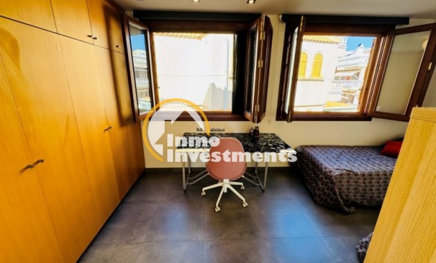  - Chalet adosado - Guardamar del Segura