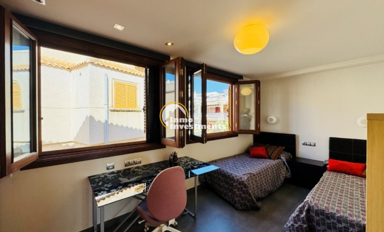  - Chalet adosado - Guardamar del Segura