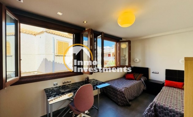  - Chalet adosado - Guardamar del Segura