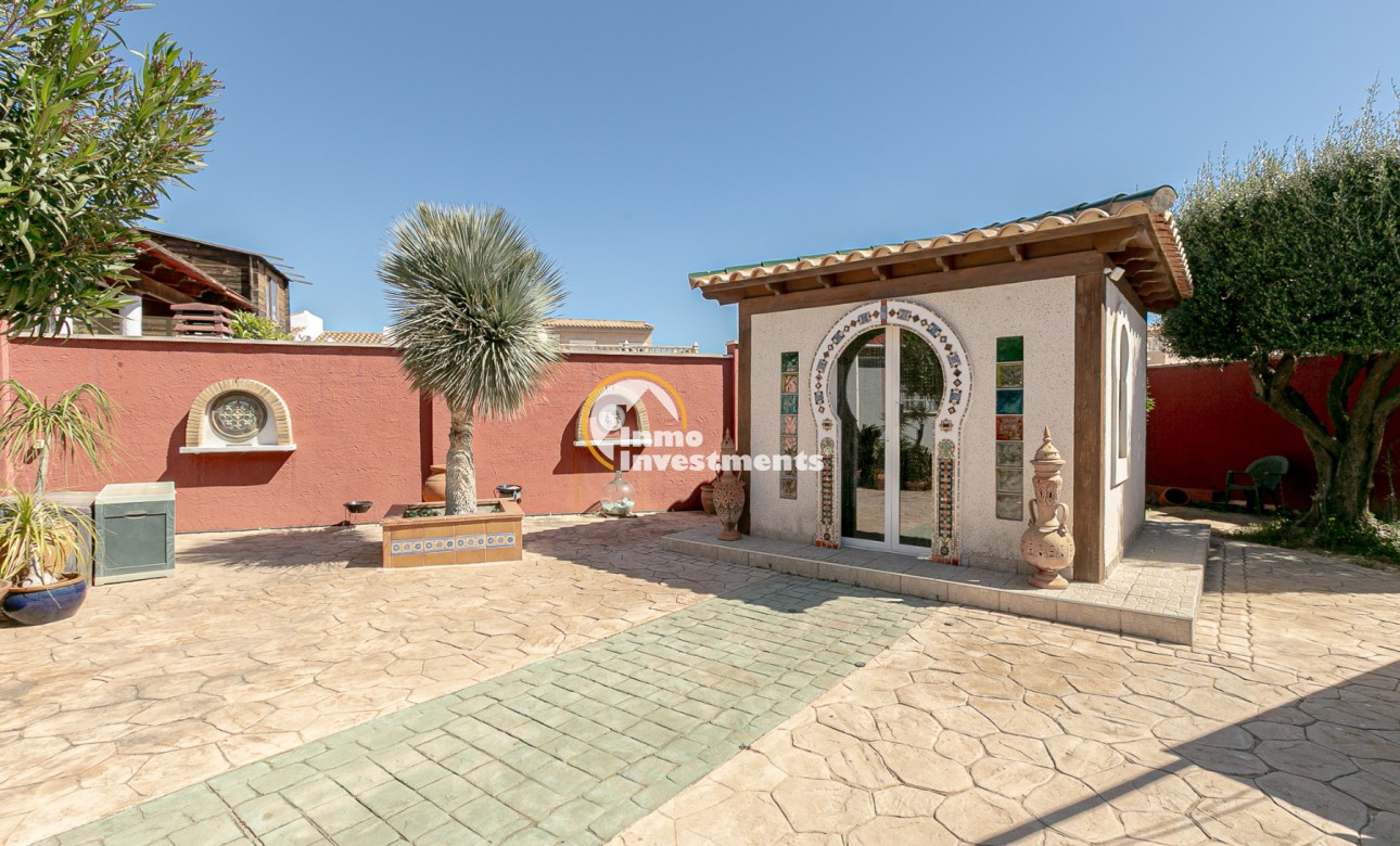 Resale - Town house - Los Balcones