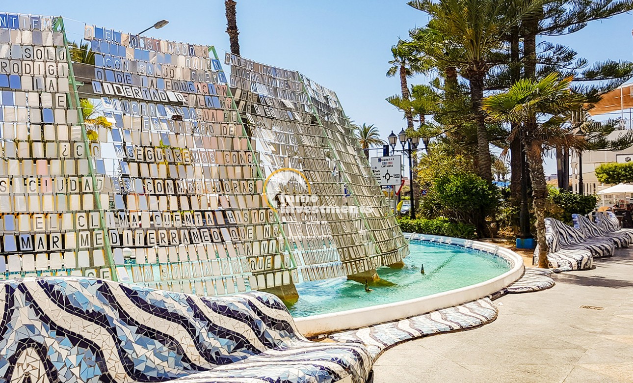 Resale - Town house - Los Balcones