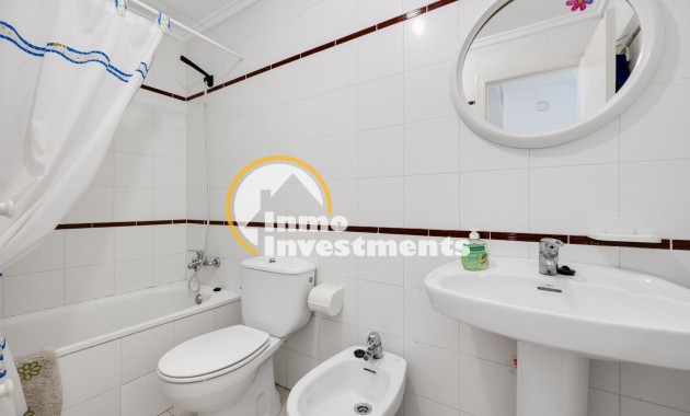 Reventa - Apartamento - Torrevieja - Playa del Acequion