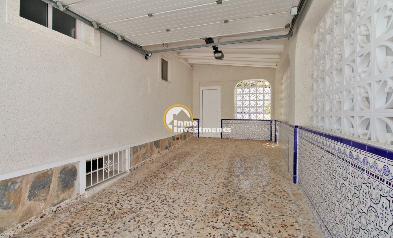 Reventa - Chalet independiente - Villamartin