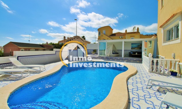 Reventa - Chalet independiente - Villamartin