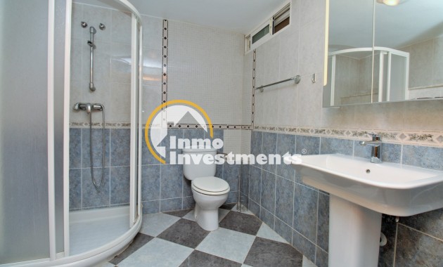 Reventa - Chalet independiente - Villamartin