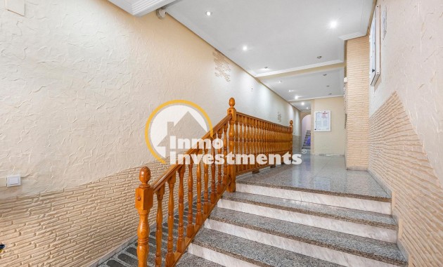 Resale - Apartment - Torrevieja