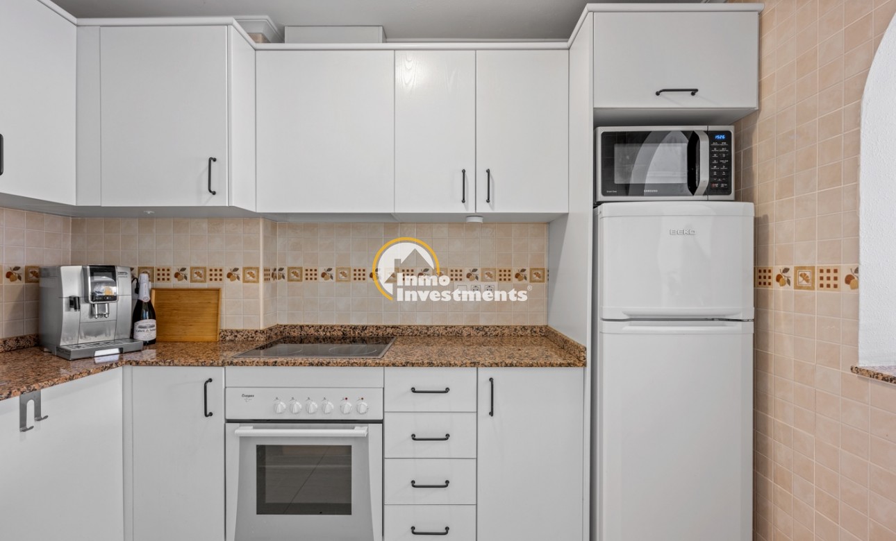 Bestaande bouw - Appartement - Daya Nueva