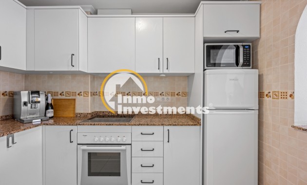 Bestaande bouw - Appartement - Daya Nueva