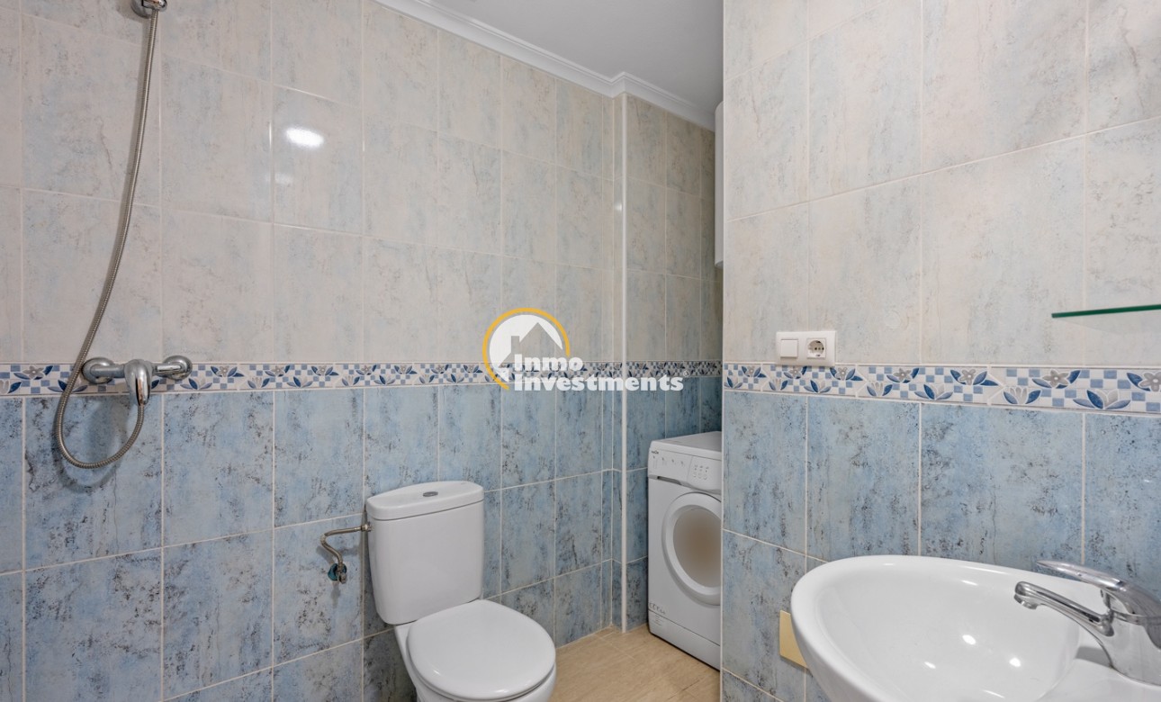 Bestaande bouw - Appartement - Daya Nueva