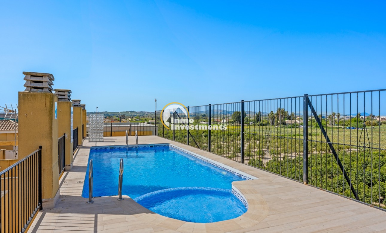 Bestaande bouw - Appartement - Daya Nueva