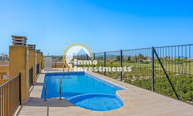 Bestaande bouw - Appartement - Daya Nueva