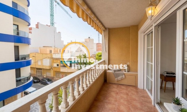 Resale - Apartment - Torrevieja - Beach