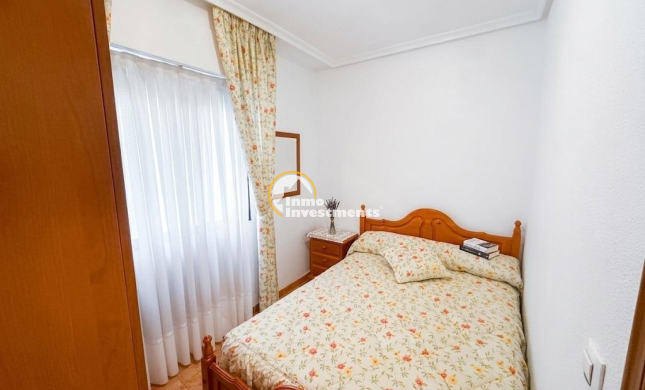 Resale - Apartment - Torrevieja - Beach