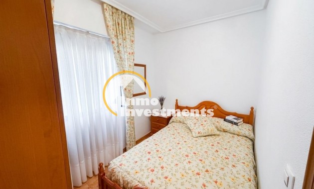 Resale - Apartment - Torrevieja - Beach
