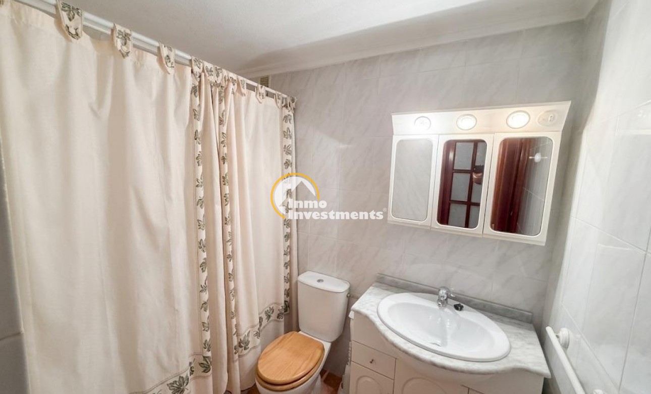 Resale - Apartment - Torrevieja - Beach