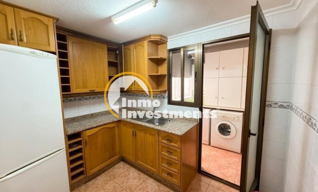 Resale - Apartment - Torrevieja - Beach