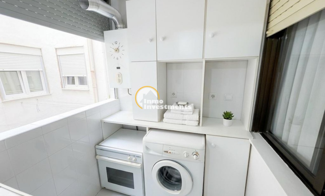 Resale - Apartment - Torrevieja - Beach