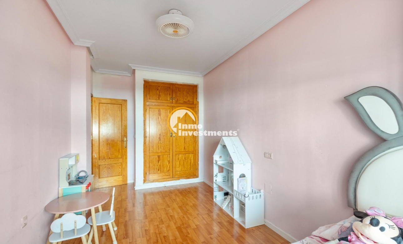 Resale - Penthouse - Torrevieja - Beach