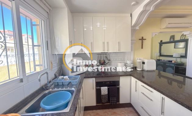 Resale - Villa - Cabo Roig - La Regia