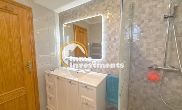 Resale - Villa - Cabo Roig - La Regia