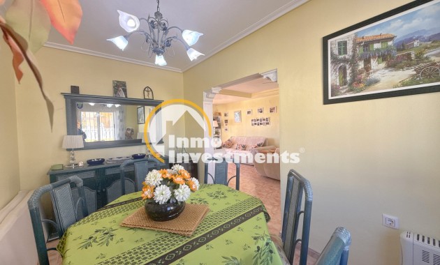 Resale - Villa - Cabo Roig - La Regia