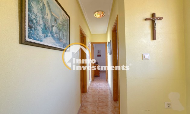 Resale - Villa - Cabo Roig - La Regia