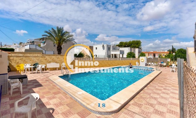 Resale - Apartment - Torrevieja - El Chaparral