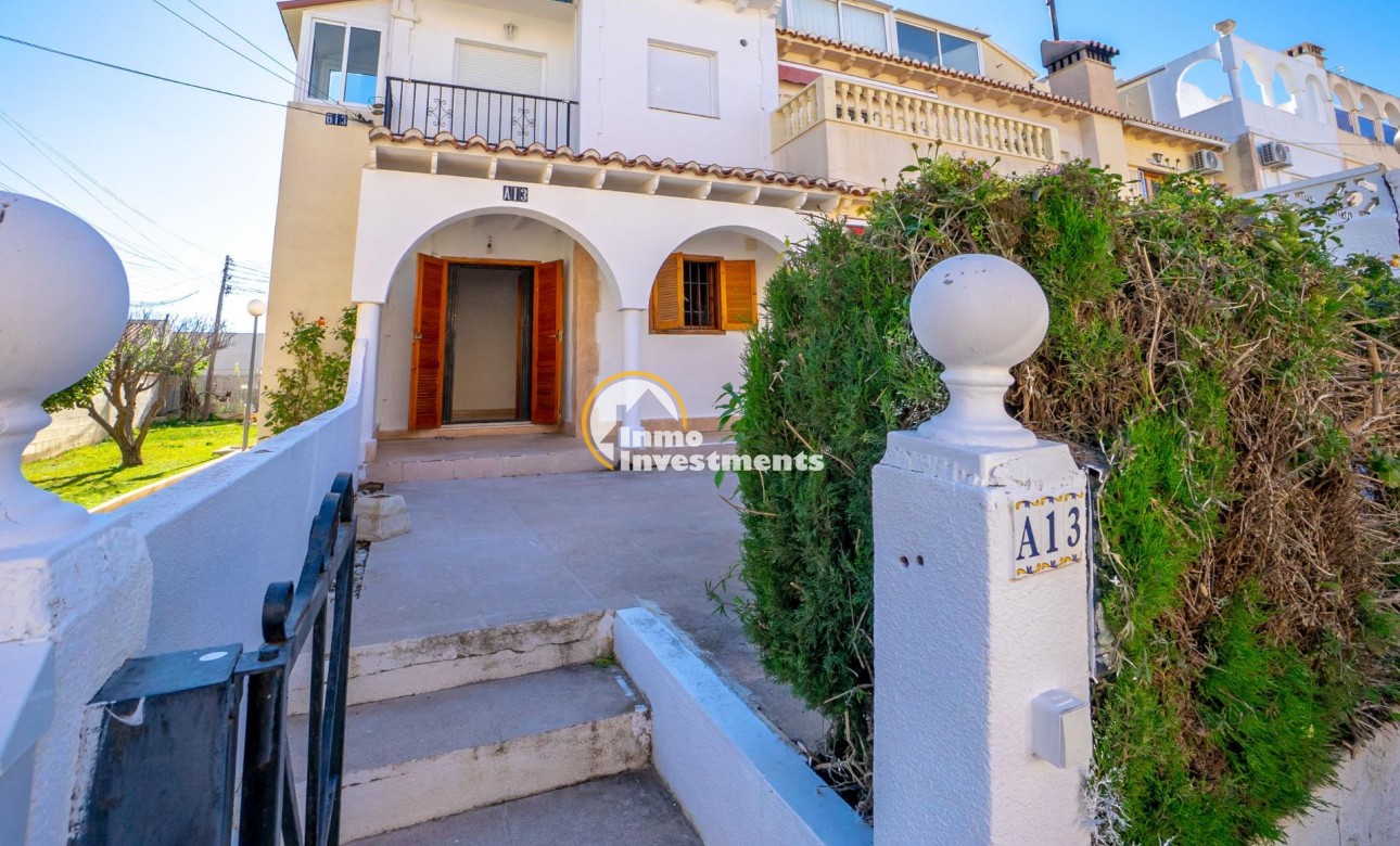 Resale - Apartment - Torrevieja - El Chaparral