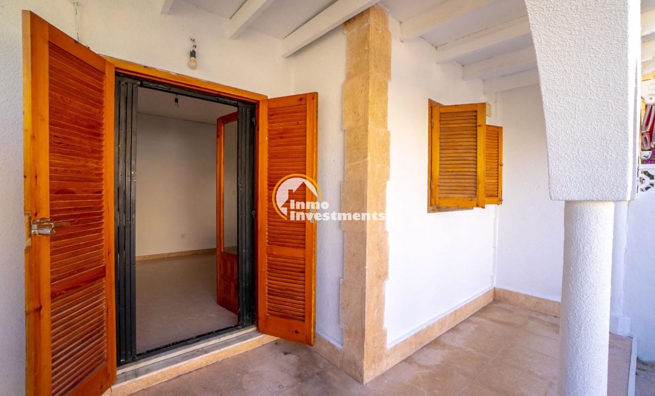 Resale - Apartment - Torrevieja - El Chaparral