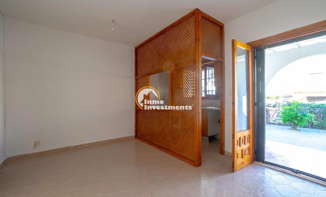 Resale - Apartment - Torrevieja - El Chaparral