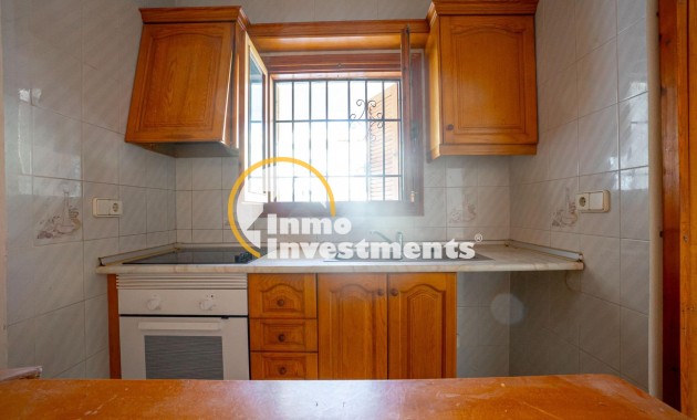 Resale - Apartment - Torrevieja - El Chaparral