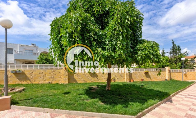 Resale - Apartment - Torrevieja - El Chaparral