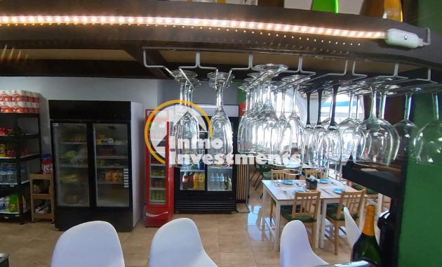 Bestaande bouw - Commercieel - Torrevieja - Puerto