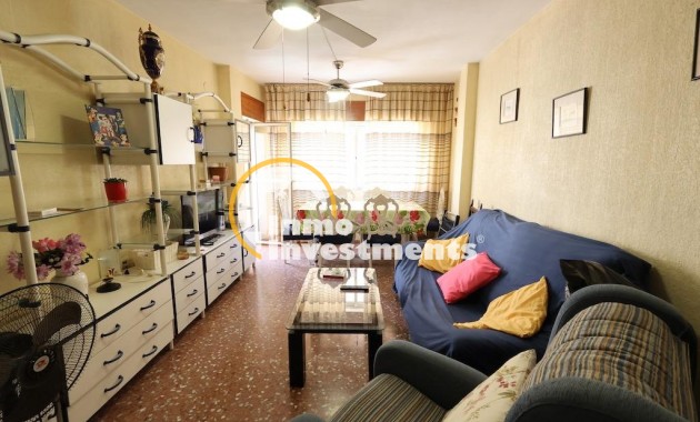 Resale - Apartment - Torrevieja - Acequion