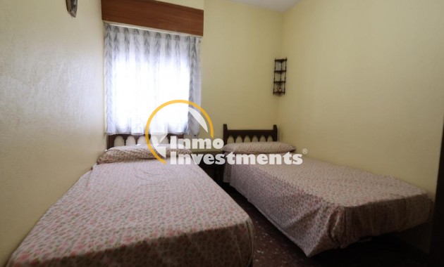 Resale - Apartment - Torrevieja - Acequion